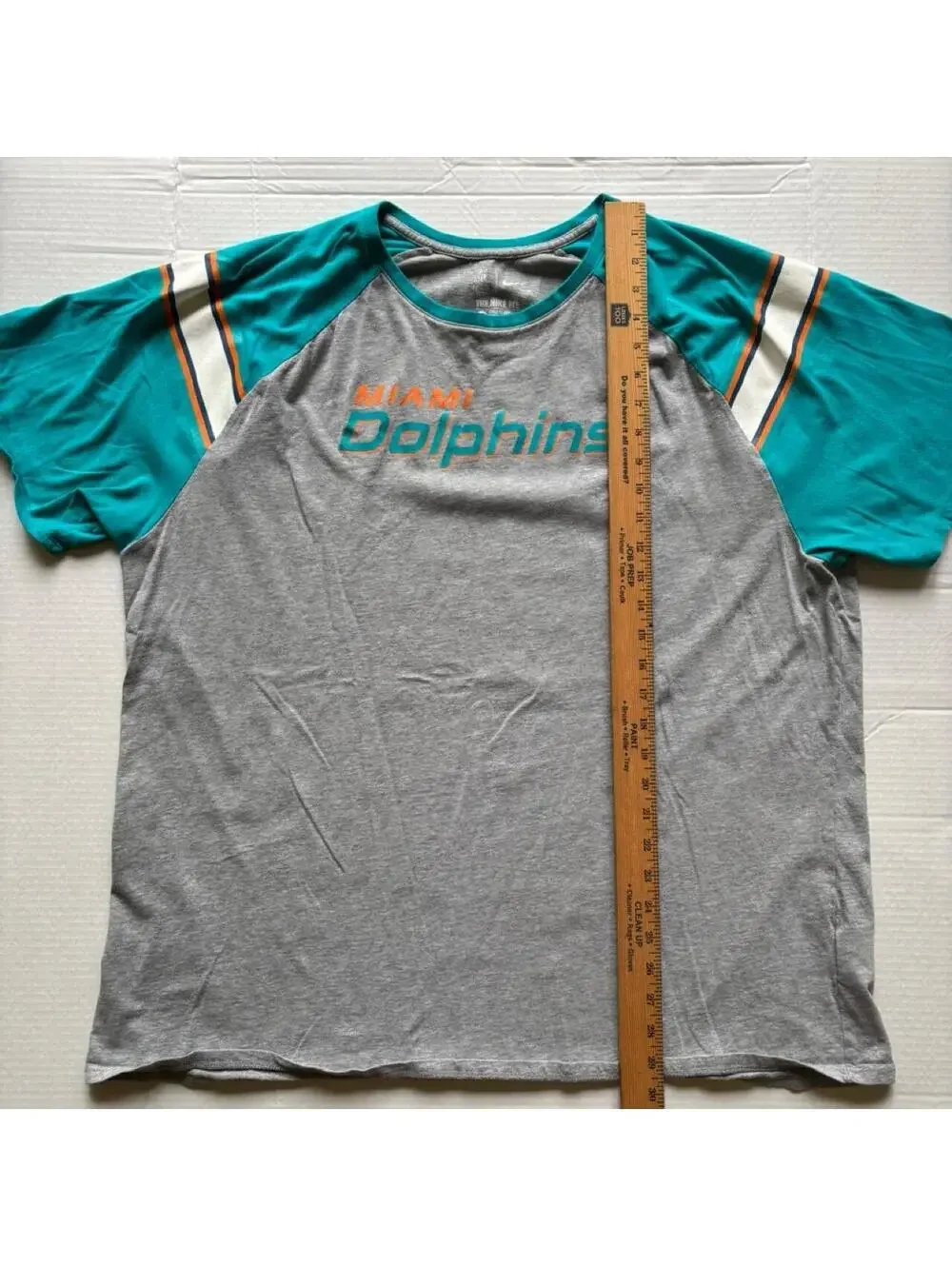 Nike Men's Grey and Multi Tshirt